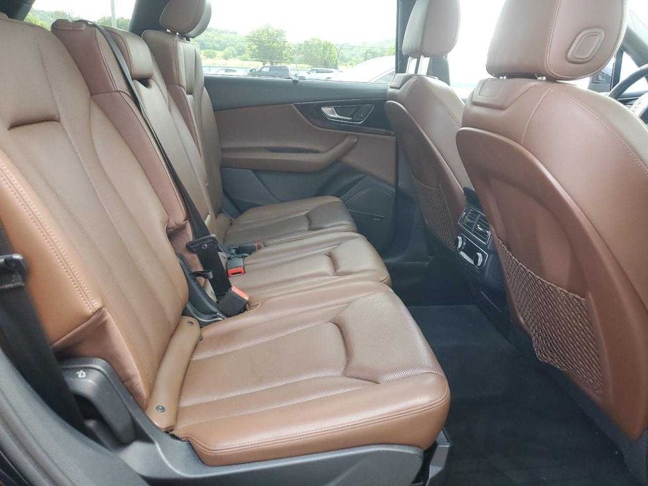 2017 AUDI Q7 PRESTIGE в процесі доставки в Україну