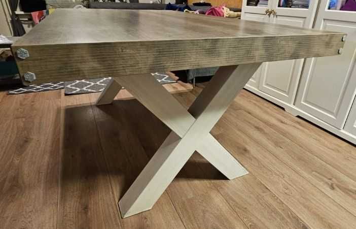 Stół do kuchni jadalni