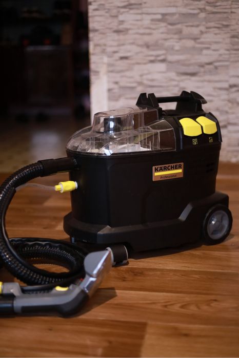 Оренда професійного миючого пилососа Karcher Puzzi 8/1