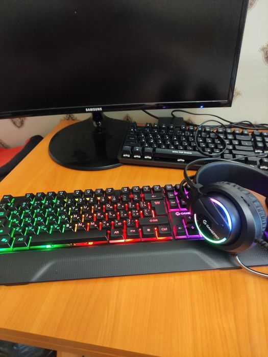 Клавіатура ігрова GamePro Headshot GK398 USB+ навушники Набір ігровий