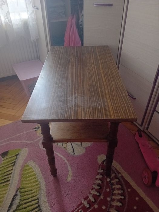 Sprzedam stół drewniany