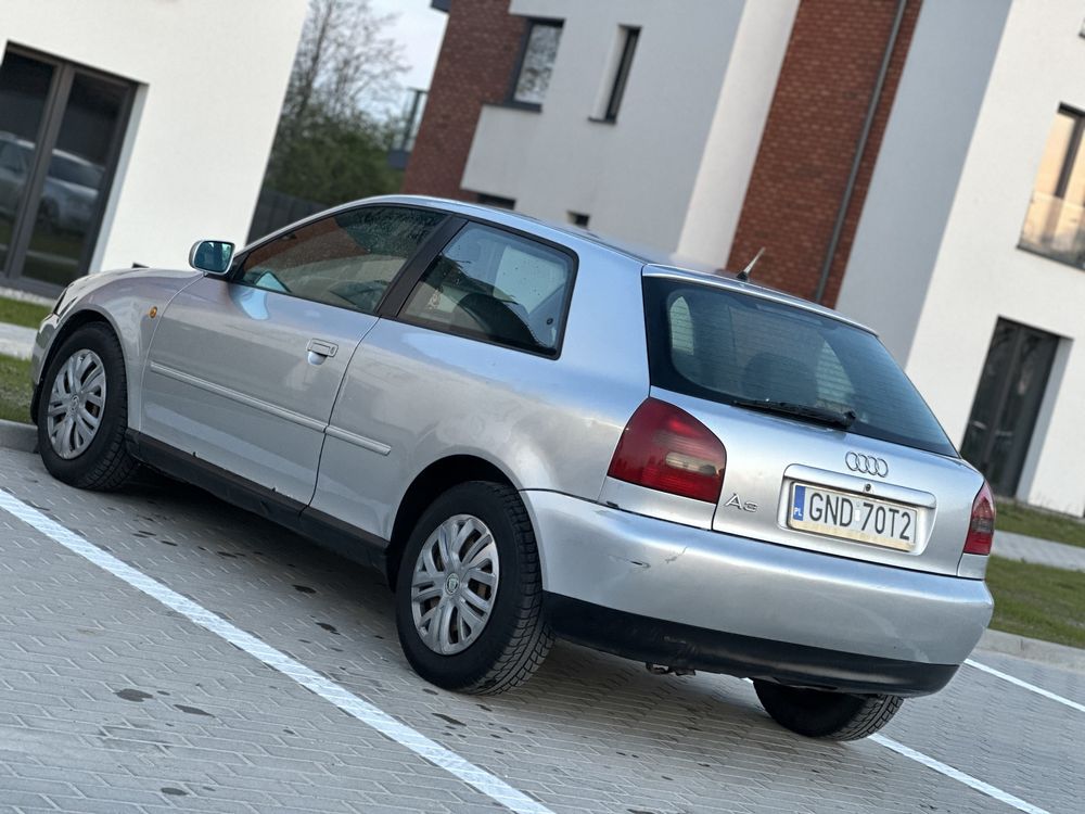 Audi A3 1.6 Benzyna Hatchback