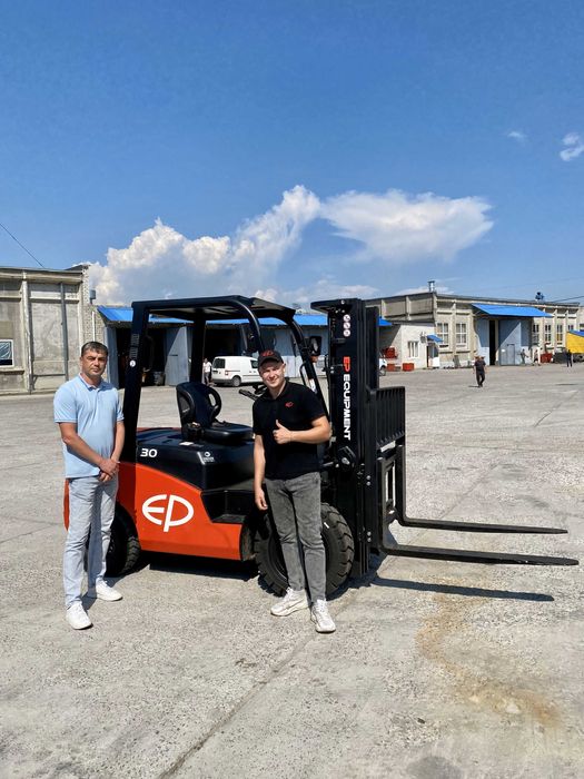 Новий газ-бензин навантажувач ЕР 35T8, 3.5т, 4.8м, двигун Nissan К25