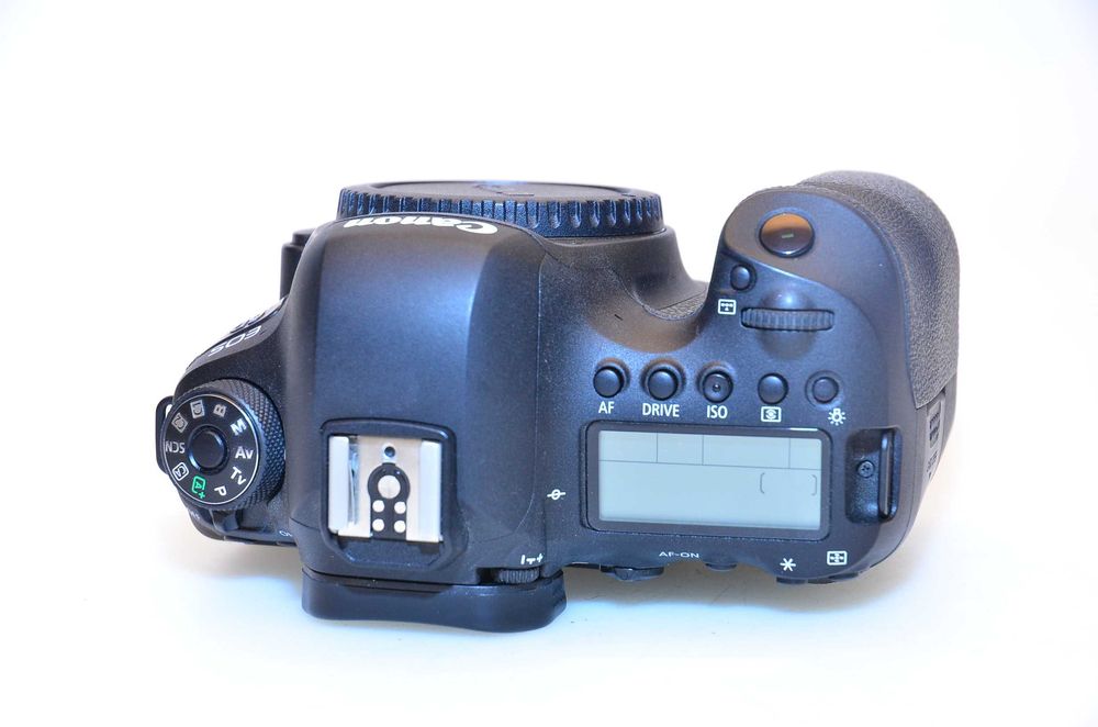 Lustrzanka Canon EOS 6D Mark II korpus