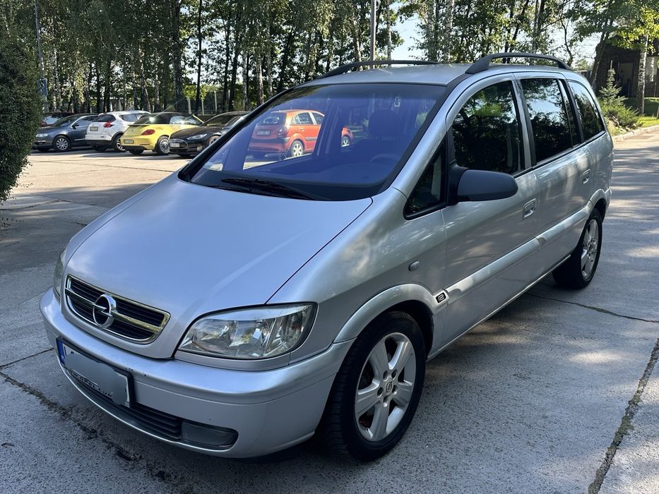 Свіжозагнана‼️2005рік.Опель Зефіра 2.0тді 7місць