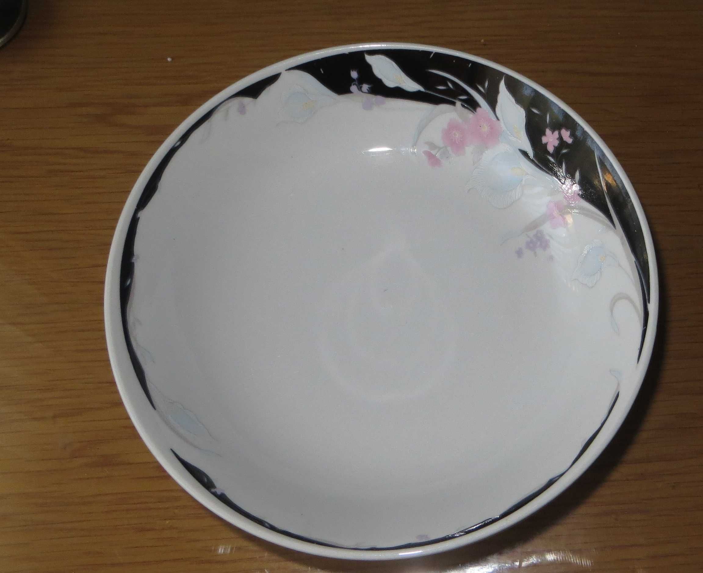 Pratos Antigos Grandes Porcelana Chinesa, Diâm. 20 cm - Pintura relevo