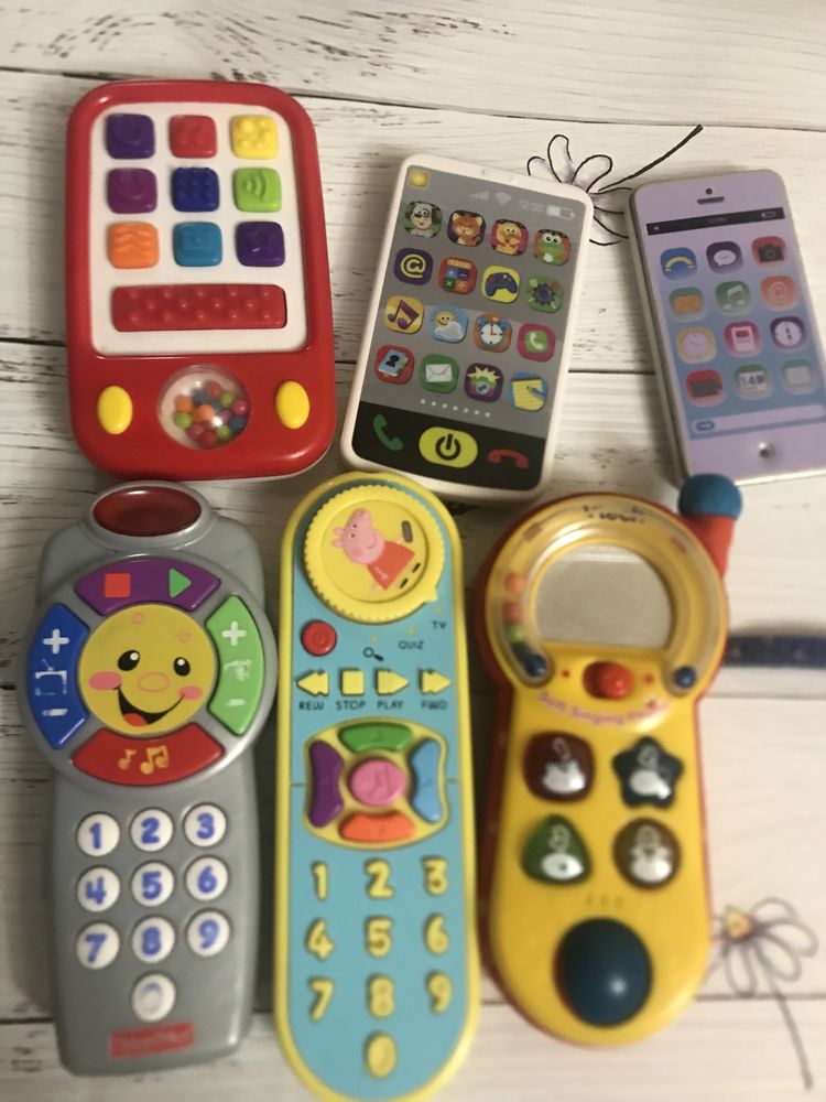 Розвиваючі іграшки пульт Пепа Pepa телефон ключи будинок ферма