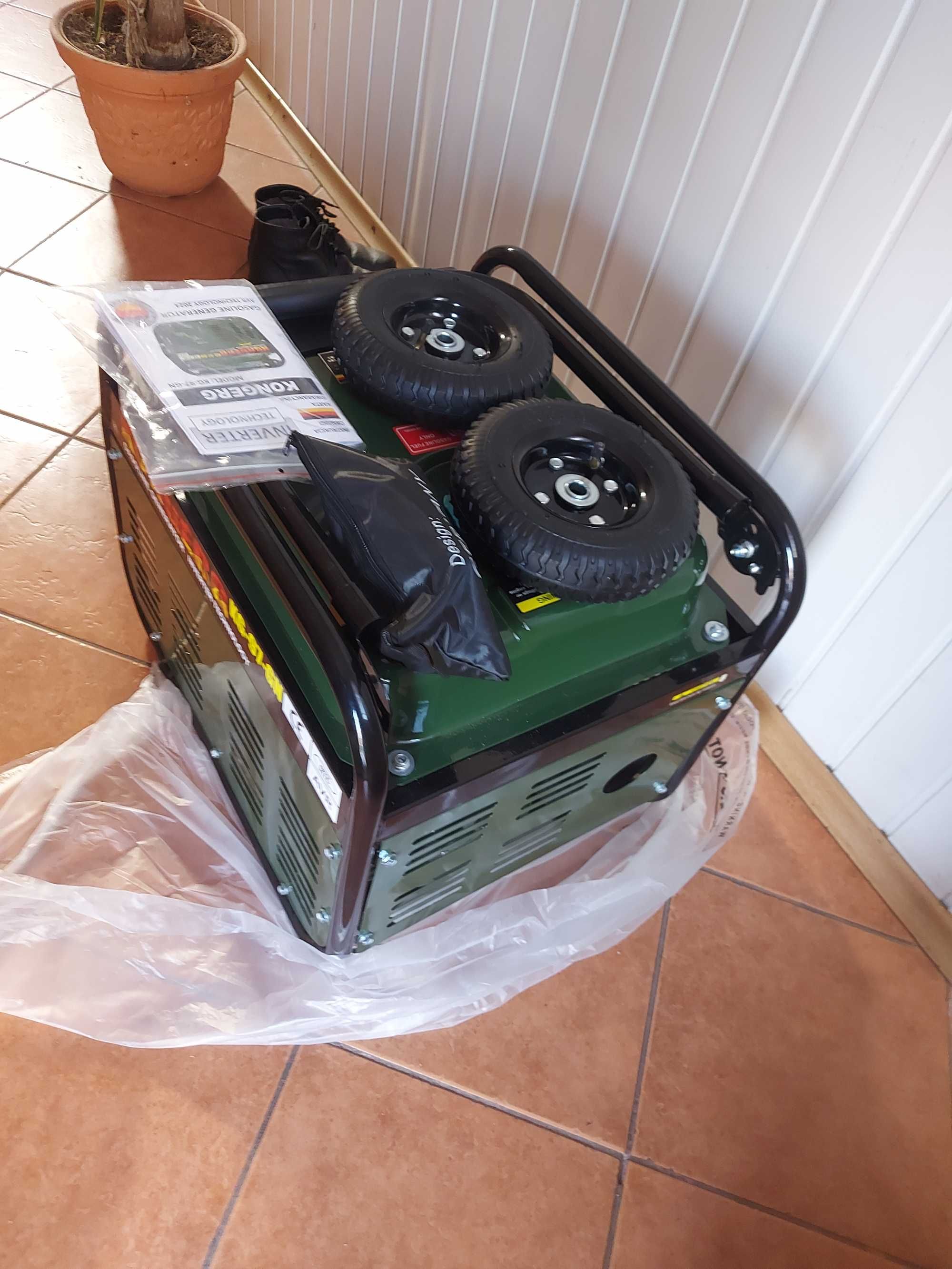 Generator prądotwórczy KONGERG (wyciszony) 6,9 kW AVR 3 FAZY