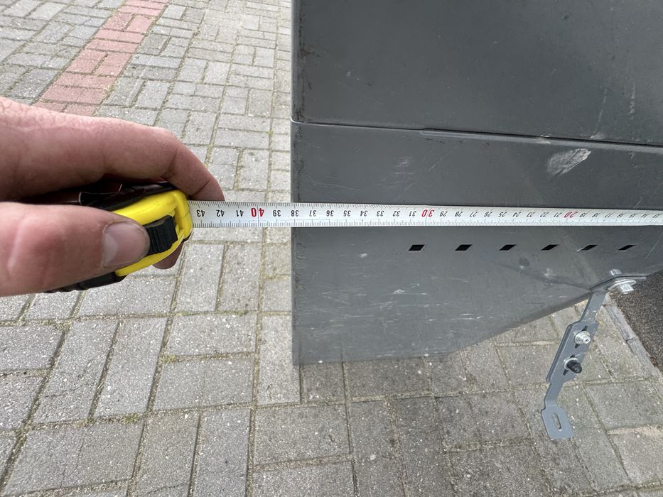 Regał warsztatowy samochodowy WURTH półki szuflady