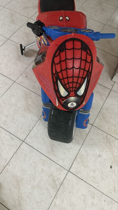 Moto crianca spiderman