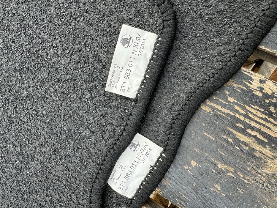 Килимки skoda superb 2 (2 fl) нові, оригінальні