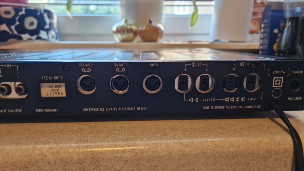 Wzmacniacz Grundig SV2000