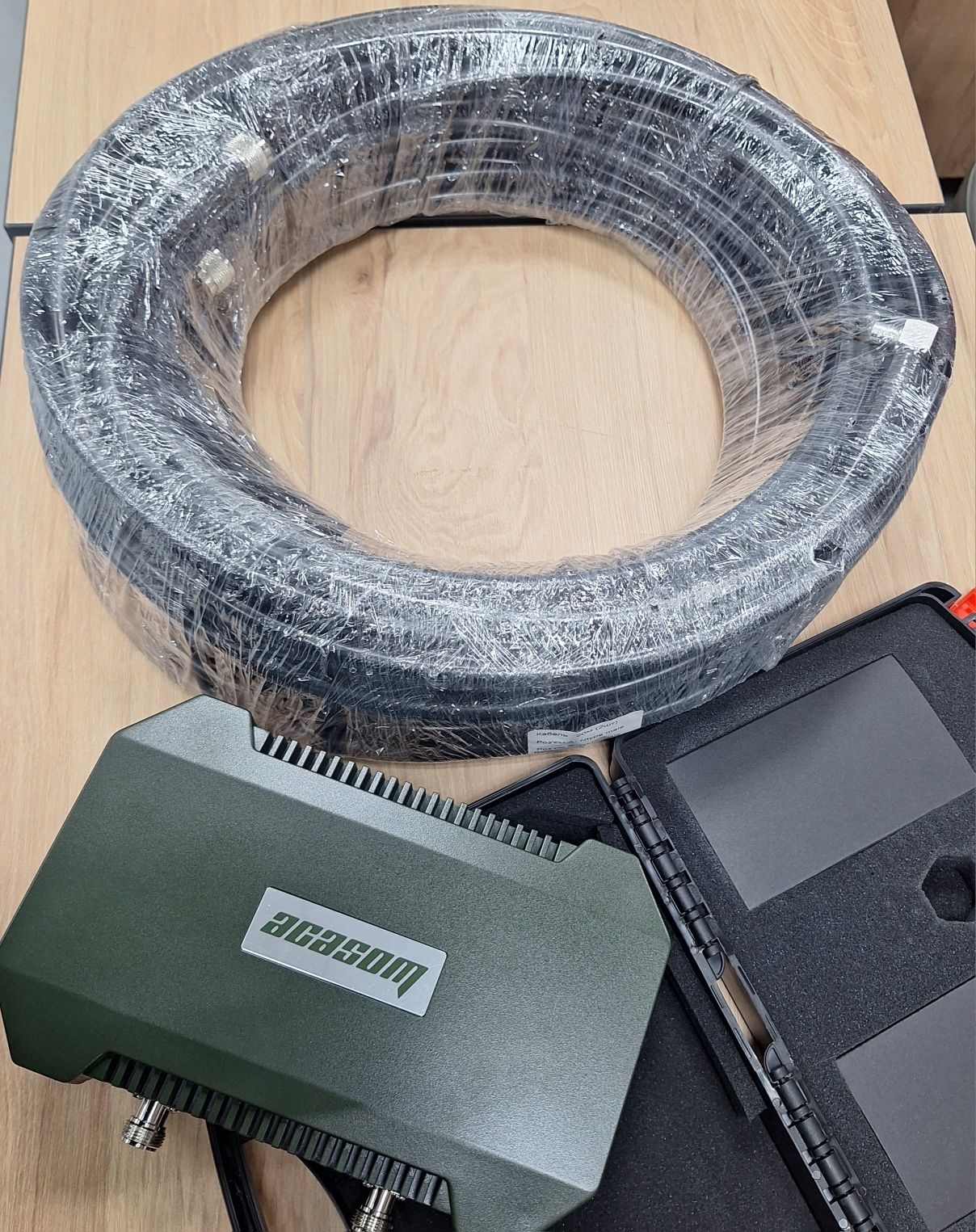 КОМПЛЕКТ Антенна усилитель ROC-4 N-Type 2.4G/5.2G/5.8G+Кабель RG-8 20m