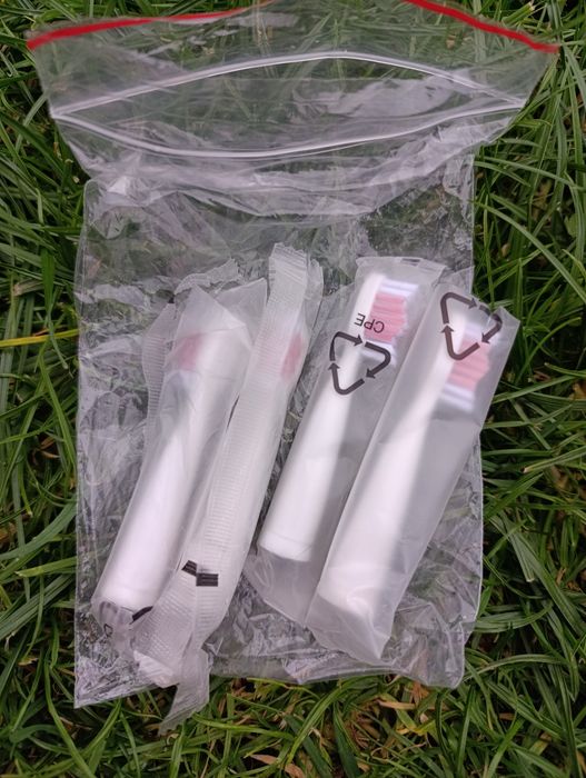 Насадки нові для зубної щітки