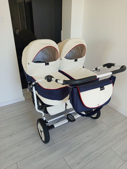 Wózek dla bliźniąt bliźniaczy 3 w 1, komplet w bdb stanie. Polecam!