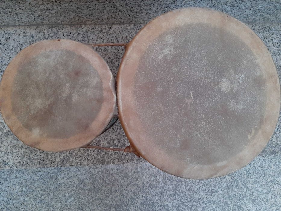 Djembé (tambor) duplo em cerâmica