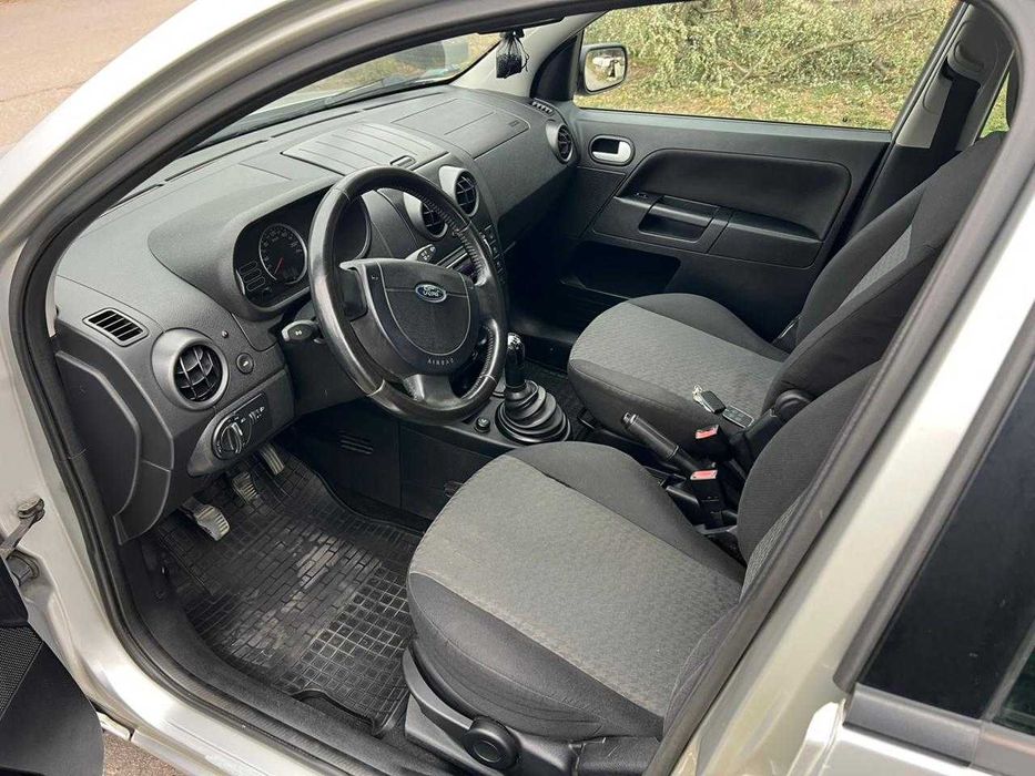 Ford Fusion 2004