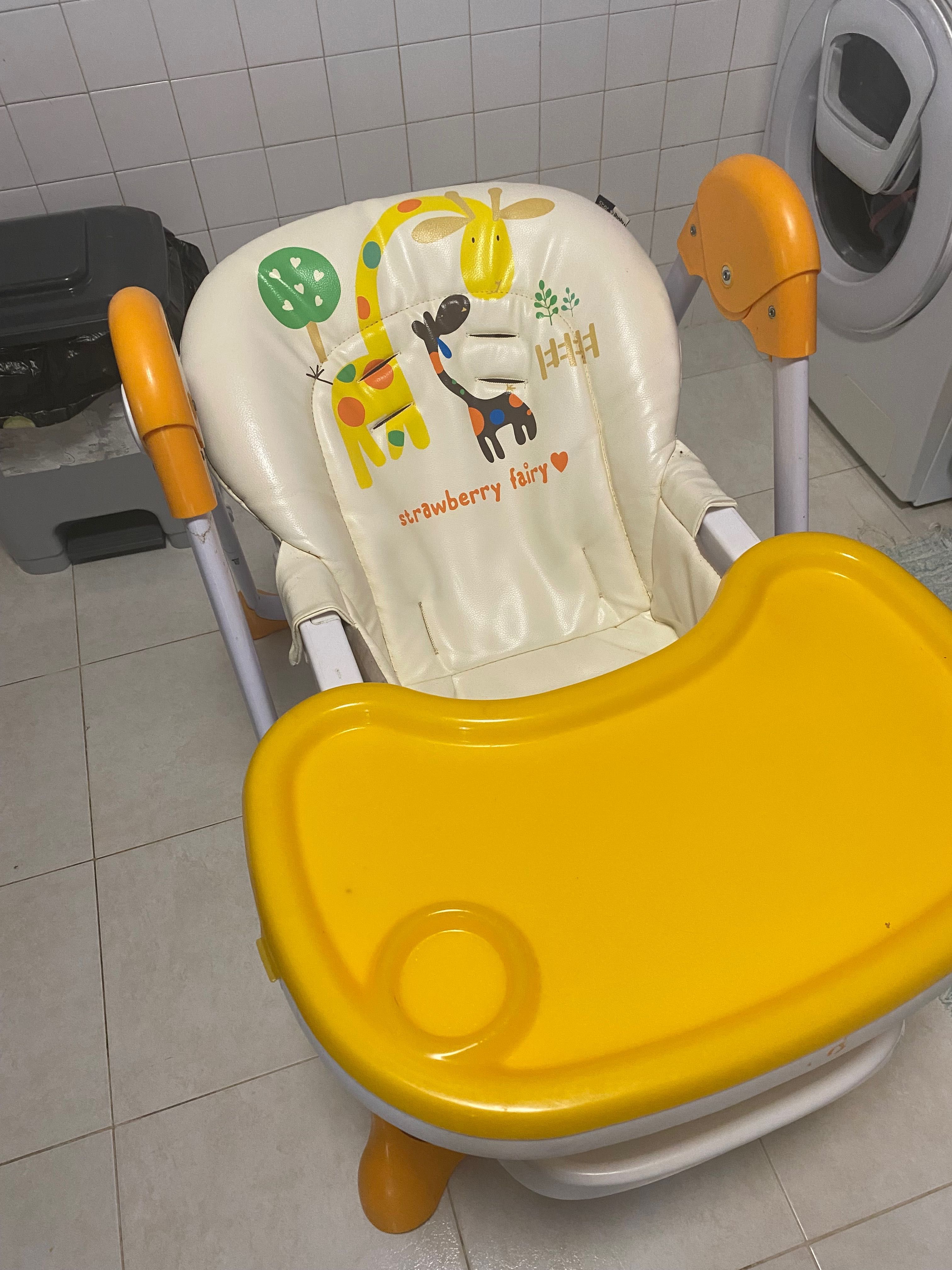 Cadeira de refeição bebé
