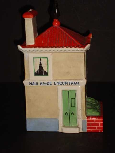 Manteigueira antiga em faiança da Sacavém