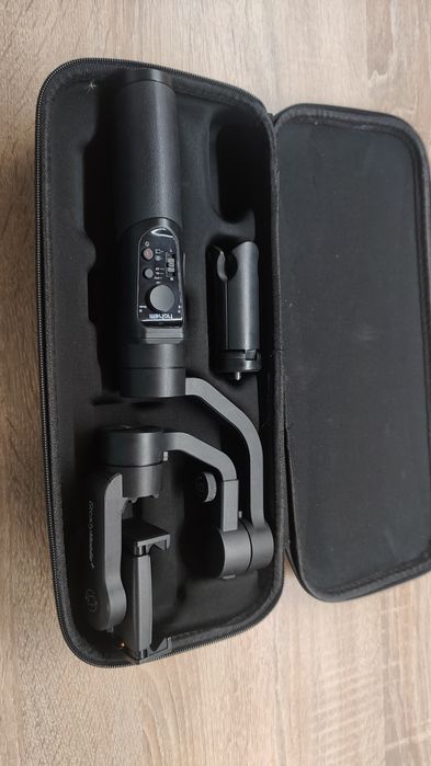 Hohem isteady mobile+