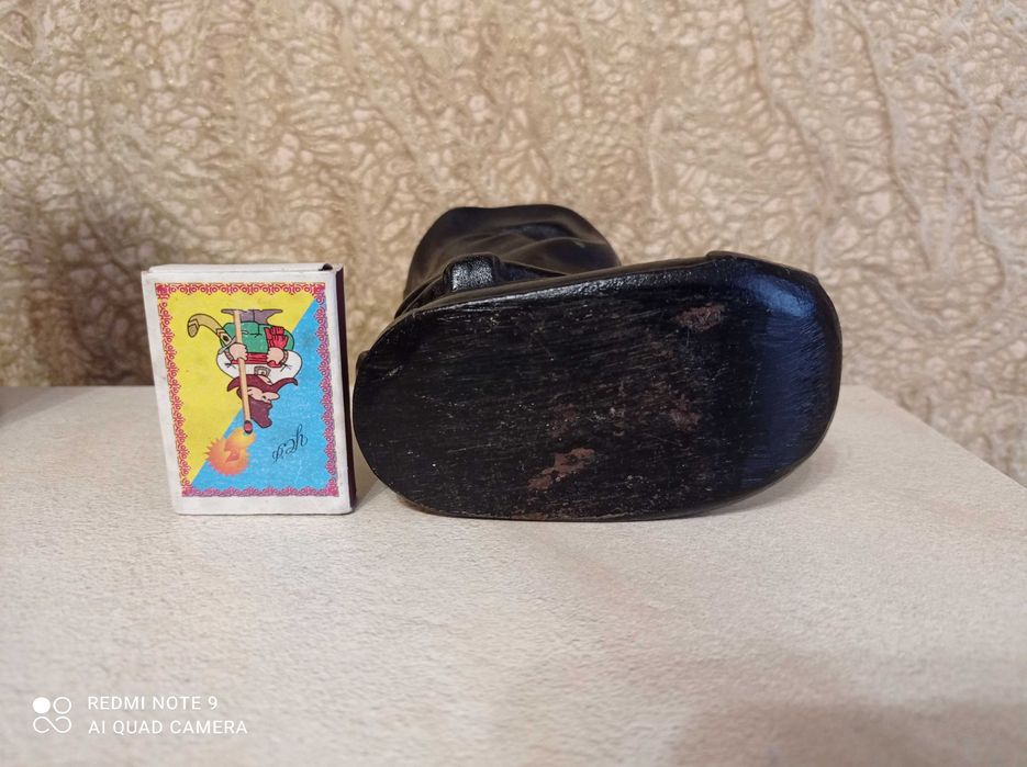 Карандашница сапог чугун.