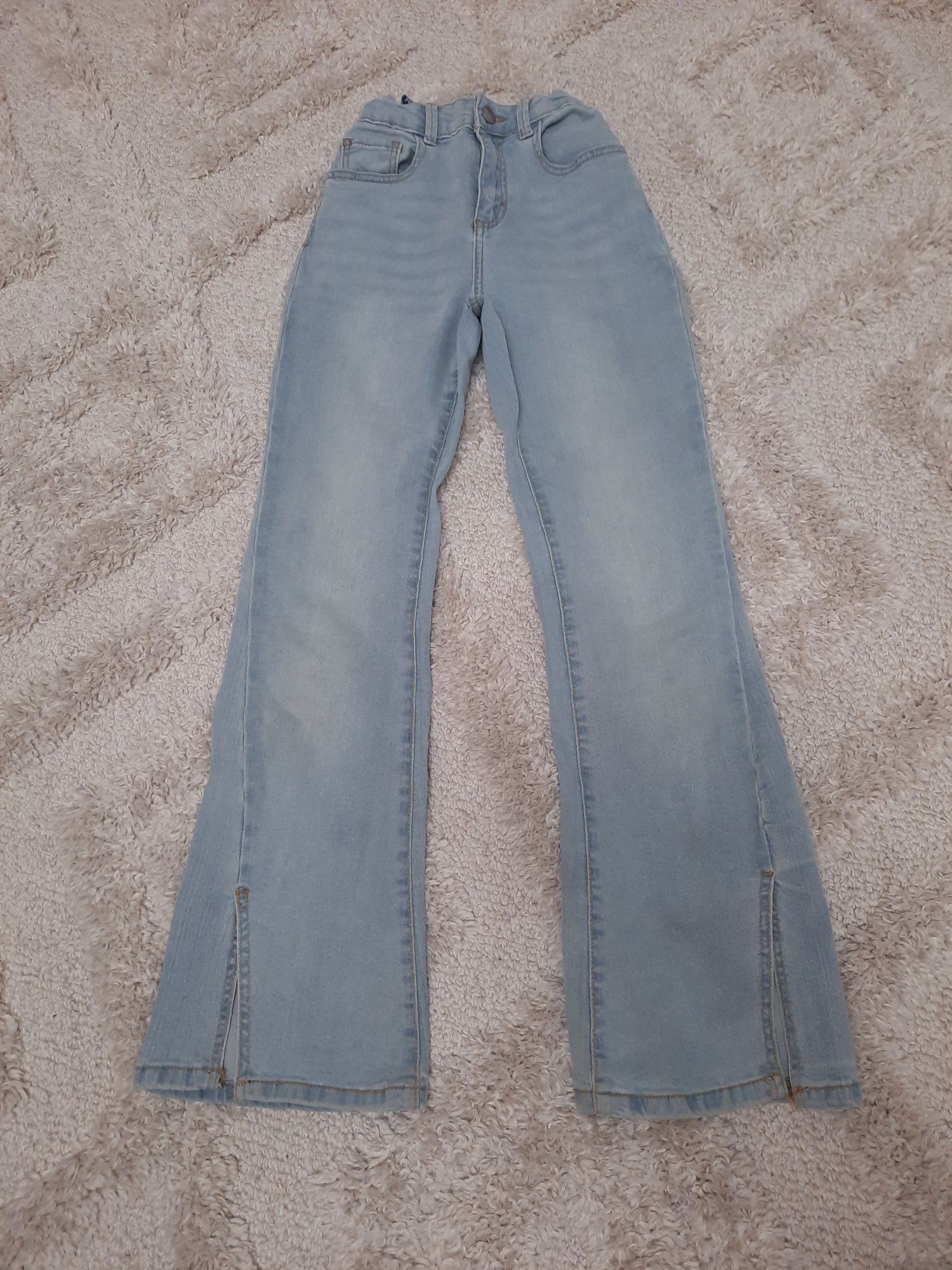 Spodnie jeansy rozmiar 158 Reserved jak nowe