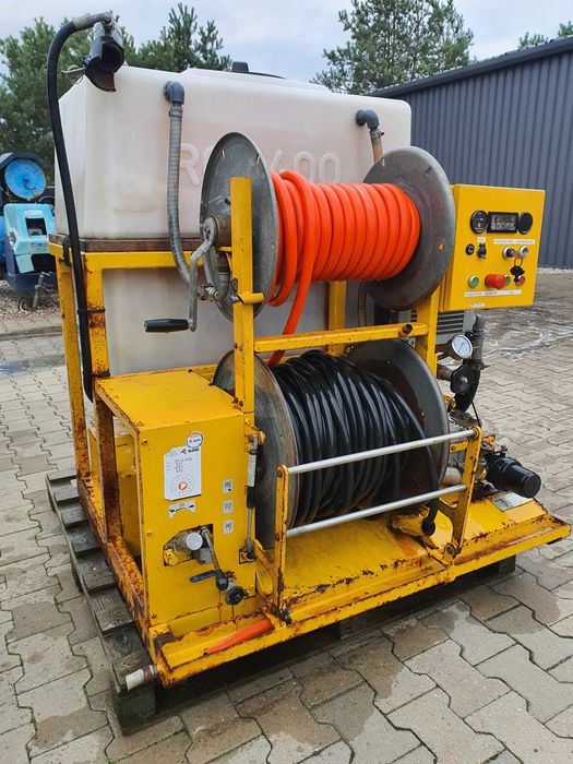 WUKO Kompletne Udrażnianie Rur KARO/Rioned  zasilanie hydrauliczne