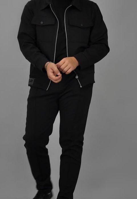 Чоловічий костюм