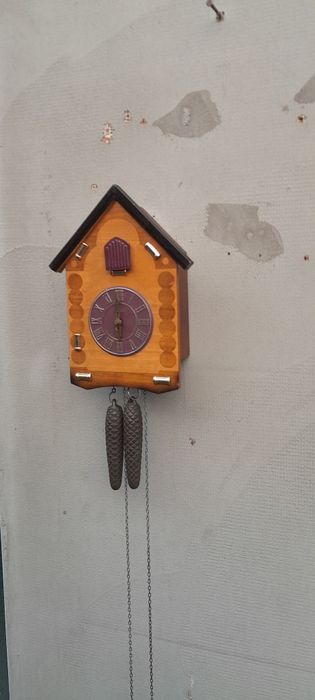 Zegar z kukułkom maiak