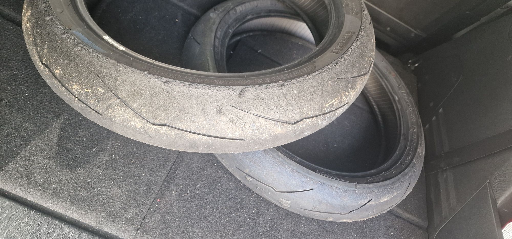 Pneus Dianteiro Pirelli Supercorsa 1/2 vida