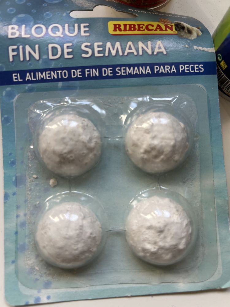 Acessorios e comida para peixes agua fria