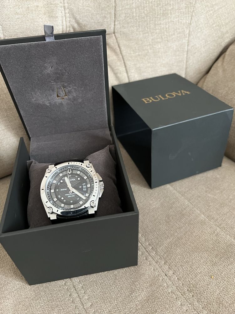 Bulova Precisionist 96D147 11 бриллиантов