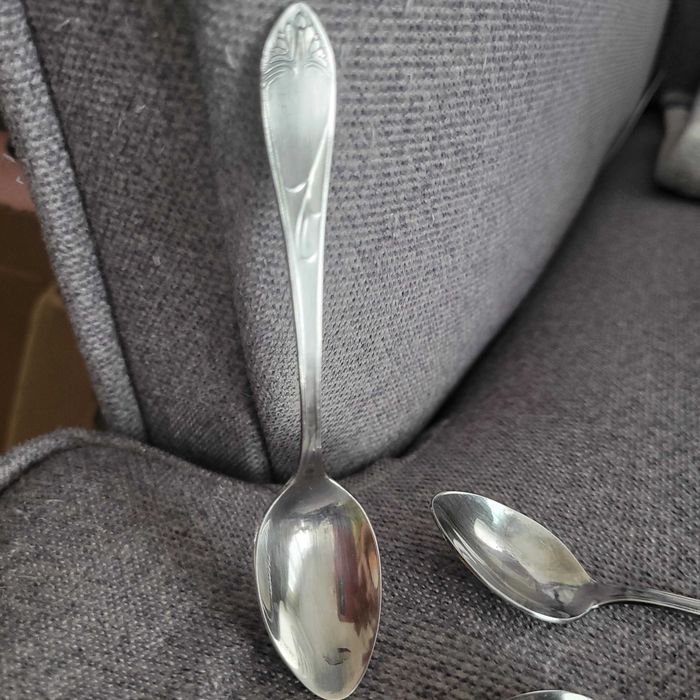 6 starych,ślicznych, małych łyżeczek