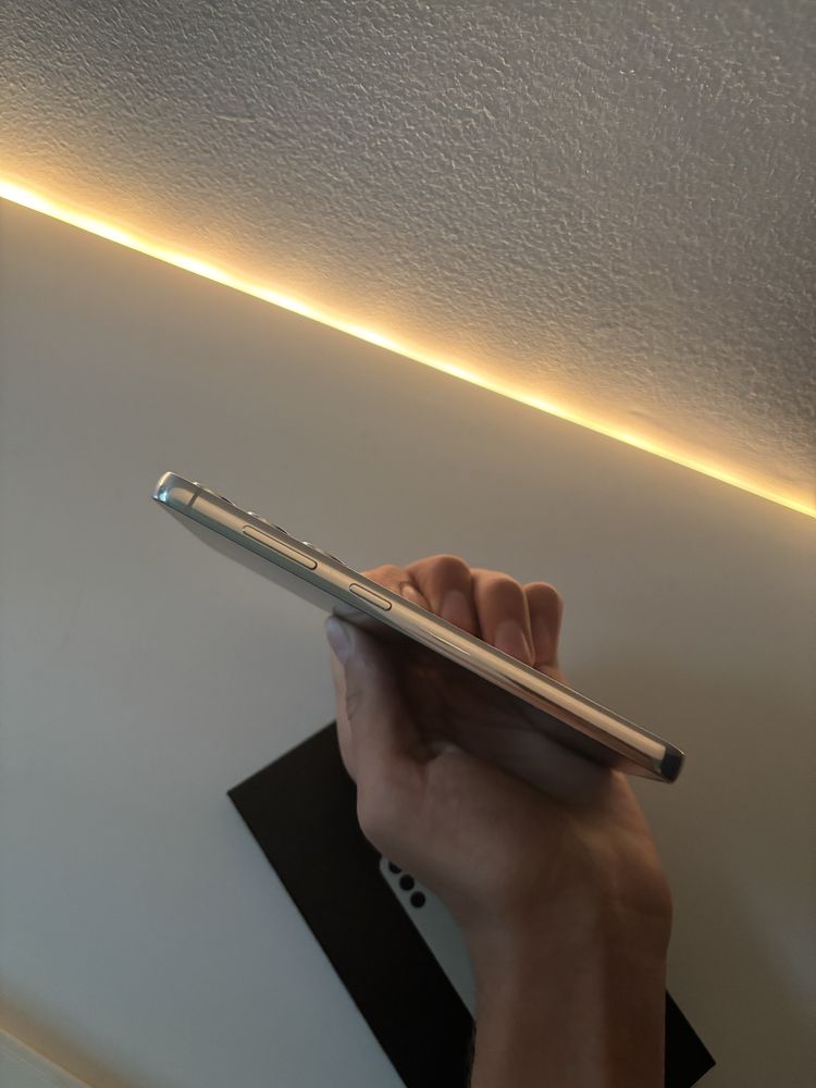 Samsung Galaxy S23 128GB - Kolor Gold - Zestaw + Ładowarka Samsung 25W