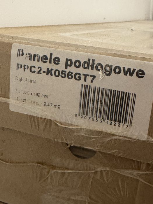 Panele podlogowe zapakowane dąb astral 7 paczek