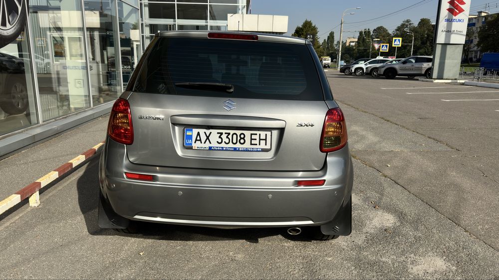 SUZUKI SX4 продаю свій автомобіль