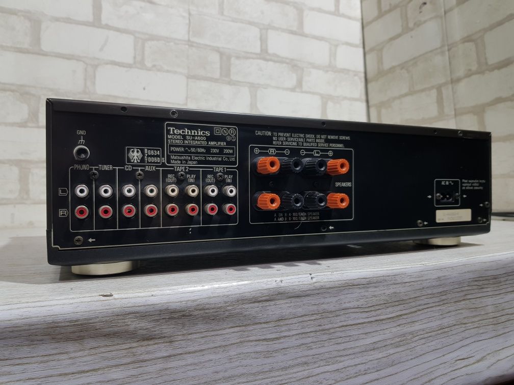 Стерео підсилювач TECHNICS SU-A600, *2x70 Вт, б/у з Німеччини