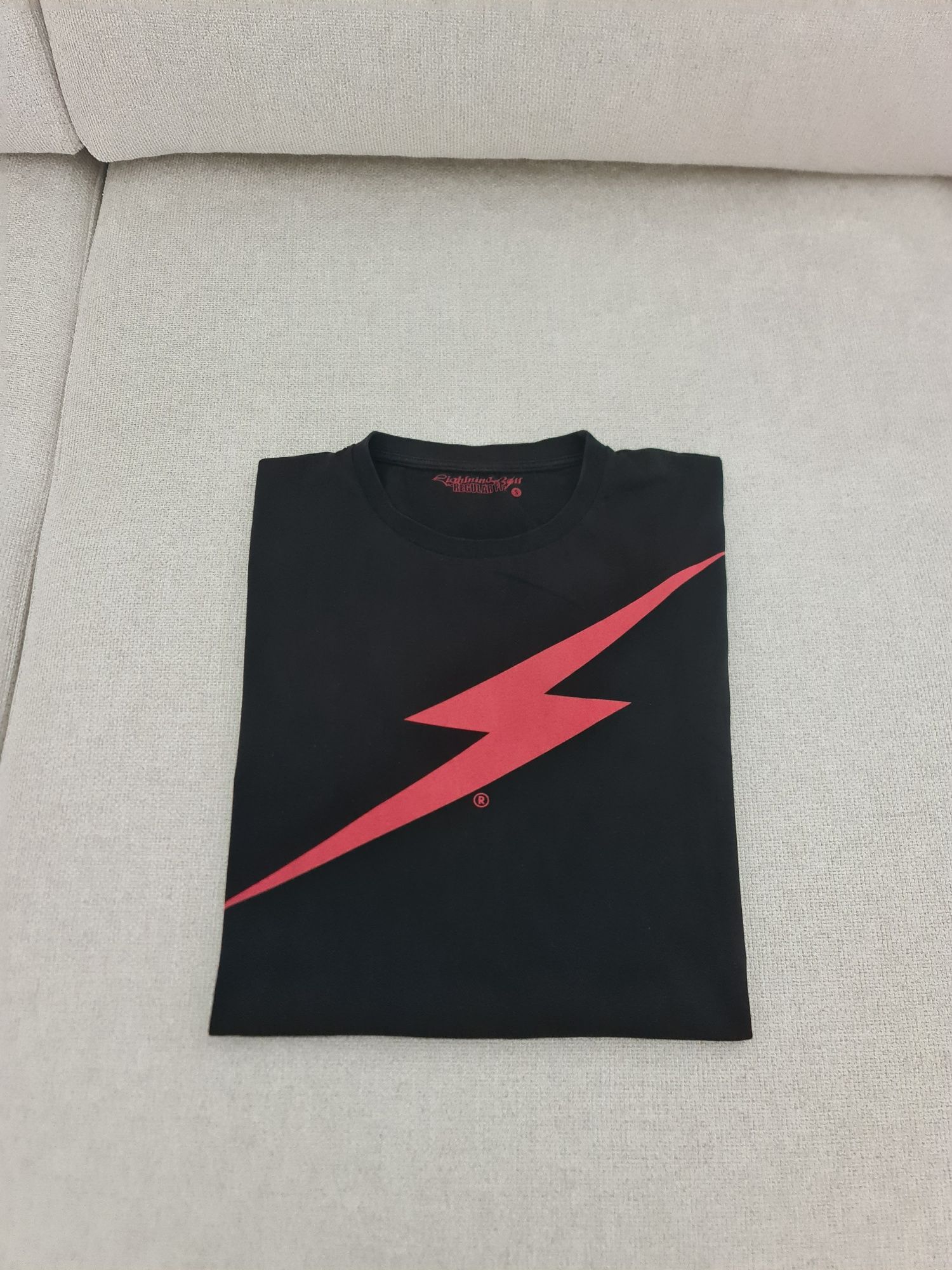 T-shirt Lightning Bolt