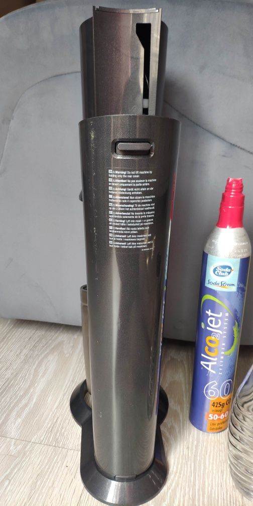 Saturator Soda Stream Crystal + pełny nabój + karafka - Grafitowy