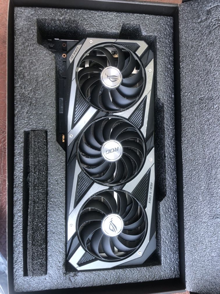 Відеокарта Asus ROG GeForce RTX 3060 Ti STRIX OC 8192MB