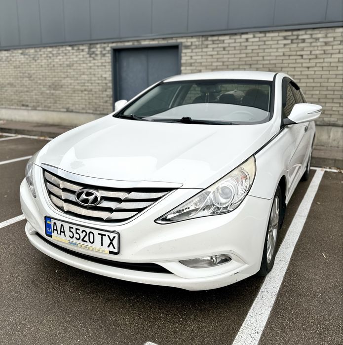 Hyundai Sonata 2011