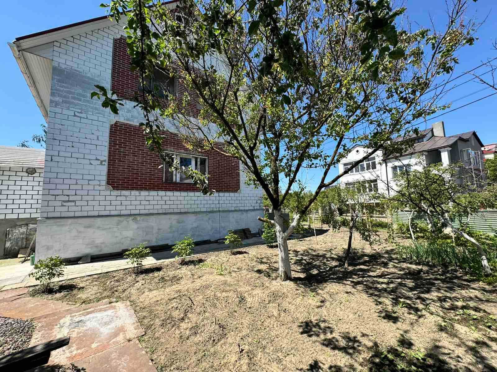 Продаж будинку в Білогорщі, ділянка 6.2. сот