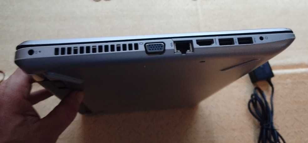 Ноутбук HP 3168ngw/Intel Core i3-7020U / 8 GB DDR4 / 240 GB SSD/