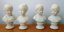 "МАЛЬЧИК И ДЕВОЧКА" красивая композиция Италия "CAPODIMONTE" фарфор