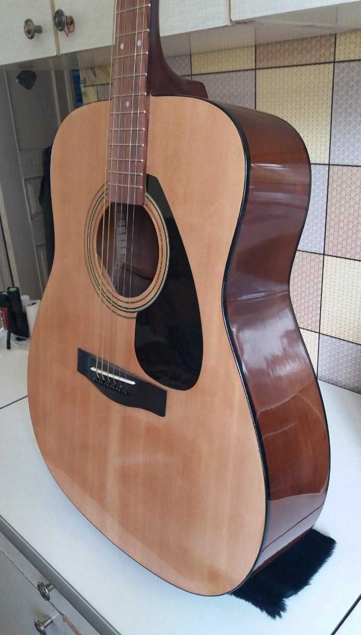Акустическая гитара Yamaha F310
