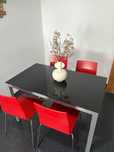 Conjunto mesa e cadeiras