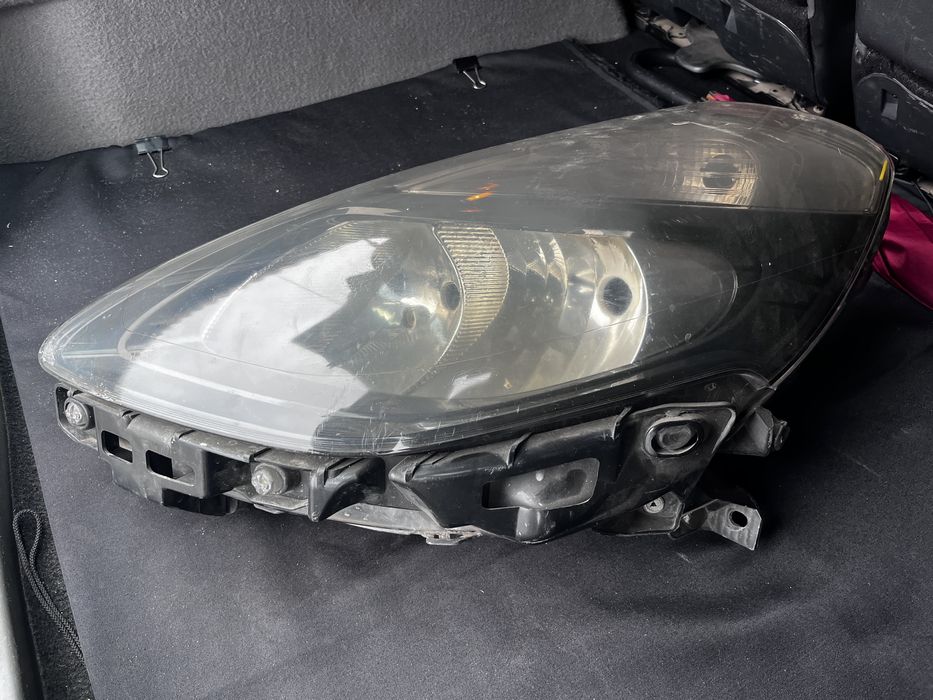 Фара Renault Clio 2012 рестайлінг