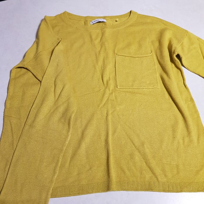 Sweterek Reserved r.152