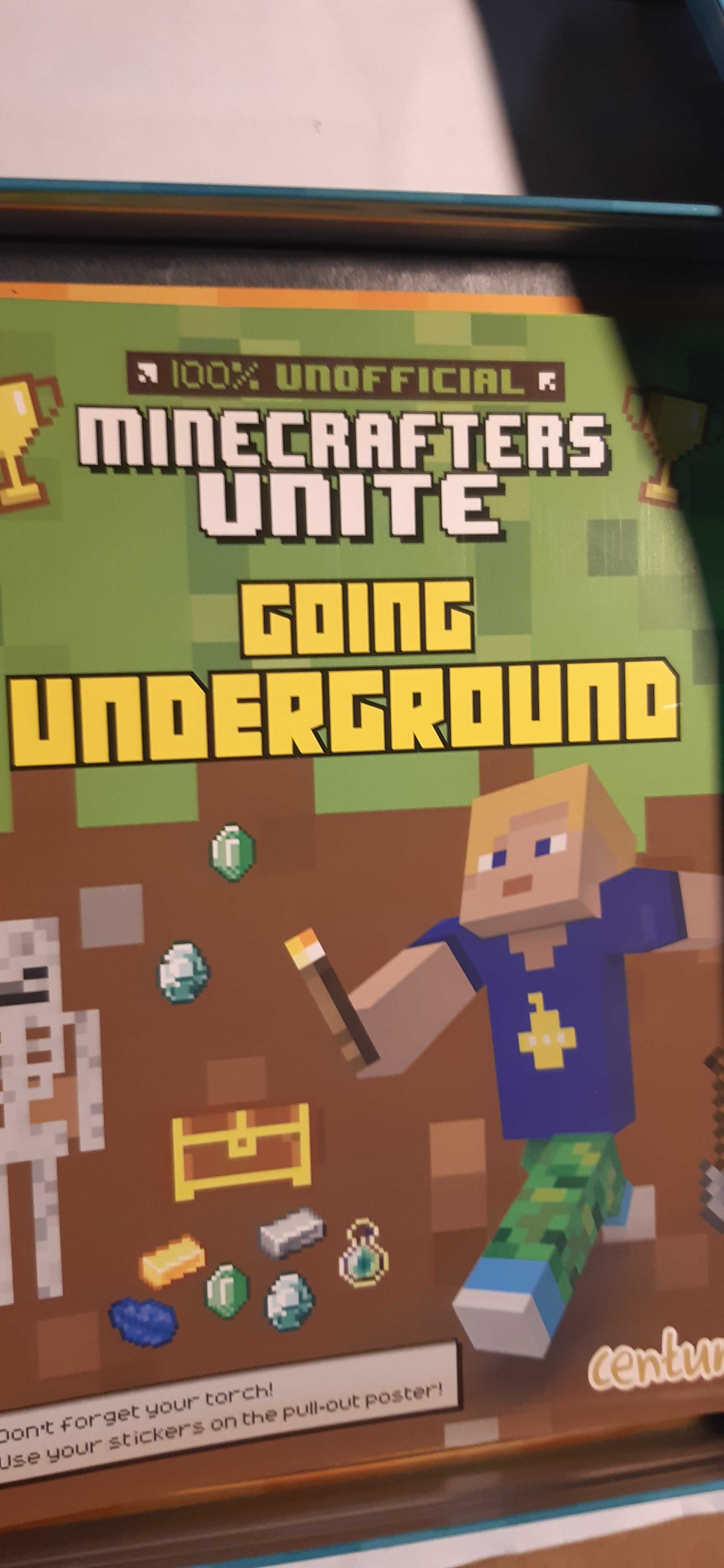 zestaw metalowe pudełko książeczki i naklejki minecreft
