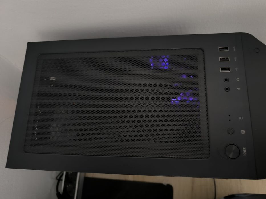 Caixa MSI MAG FORGE M100R – Vidro Temperado | ARGB | USB 3.2